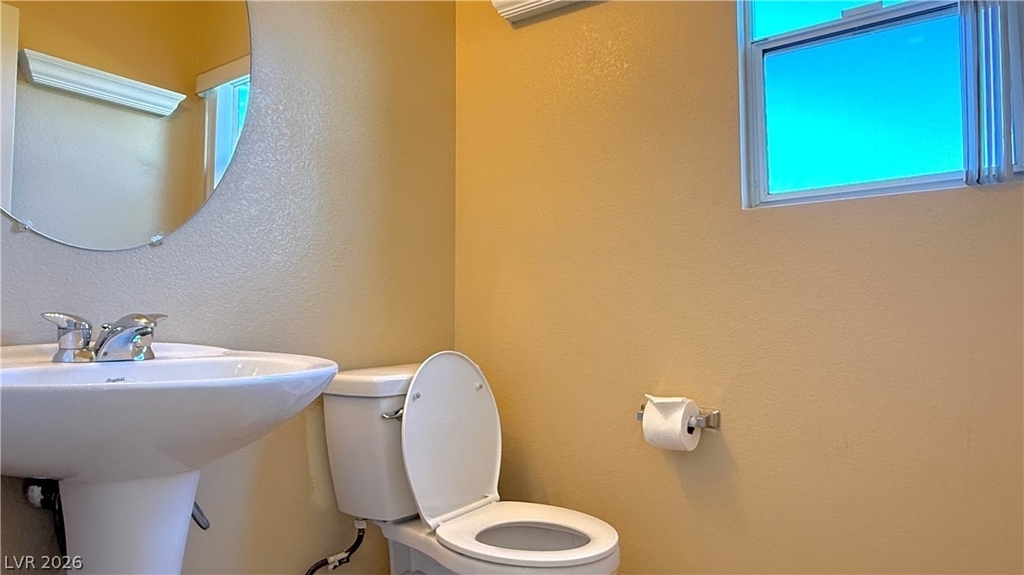 1013 Shades End Avenue - Photo 5