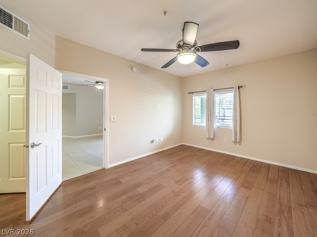 2291 W Horizon Ridge Parkway - Photo 14