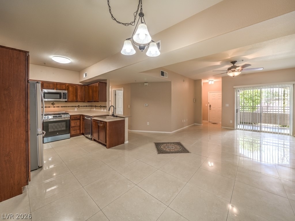 2291 W Horizon Ridge Parkway - Photo 8