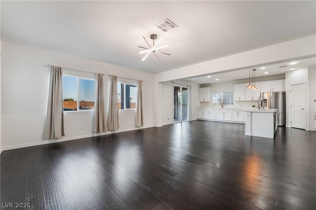 6462 Estrella Hills Avenue - Photo 2
