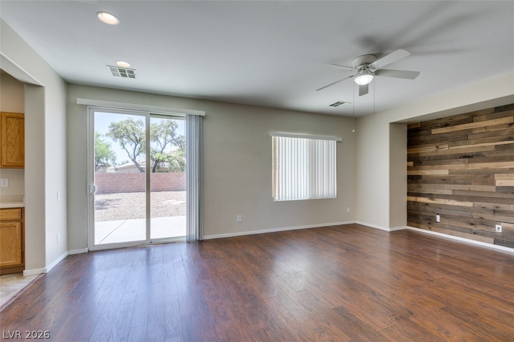 2925 Dowitcher Avenue - Photo 18