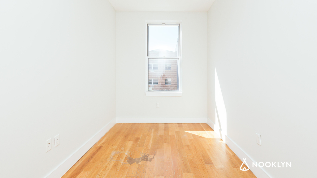 250 Melrose Street - Photo 5