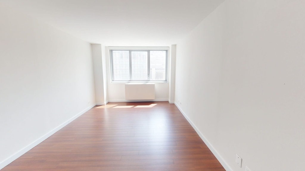 401 E 34th St - Photo 1