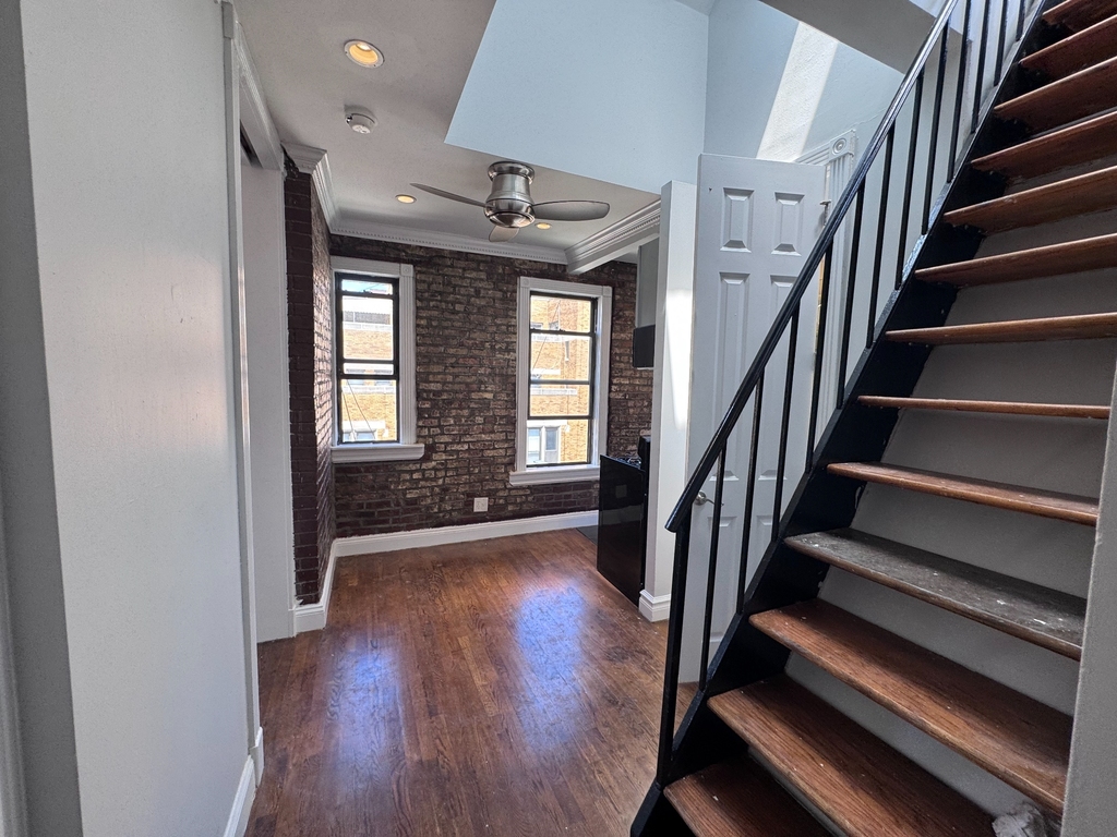416 East 13th Street - Photo 2