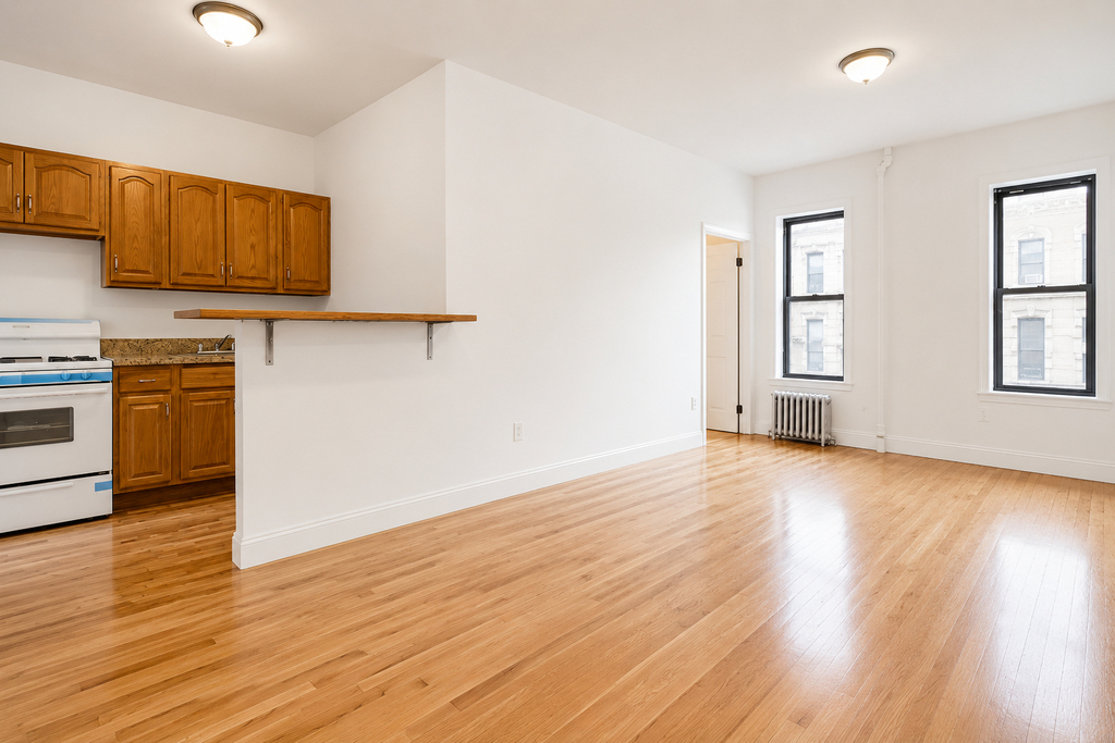 328 East 14th - Photo 3