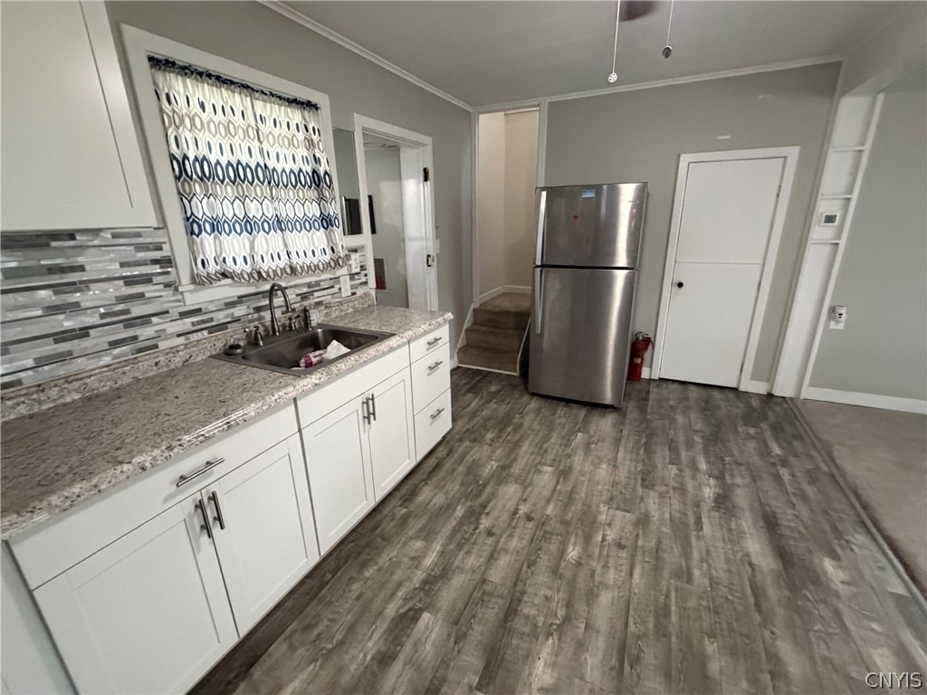 104 Orchard Avenue - Photo 4