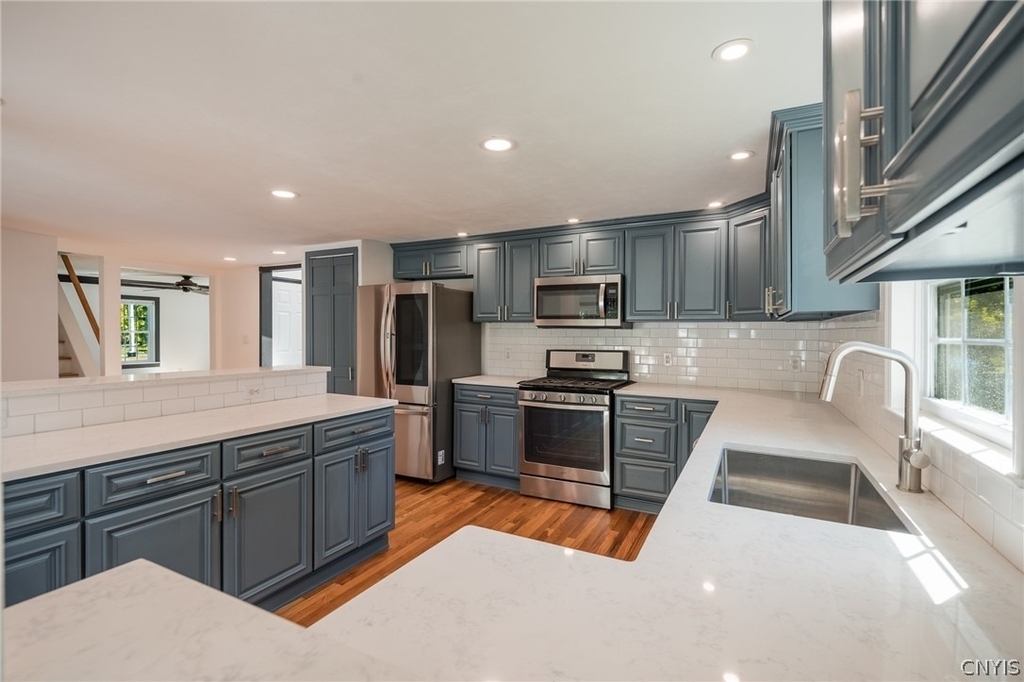 8403 Gaskin Road - Photo 12