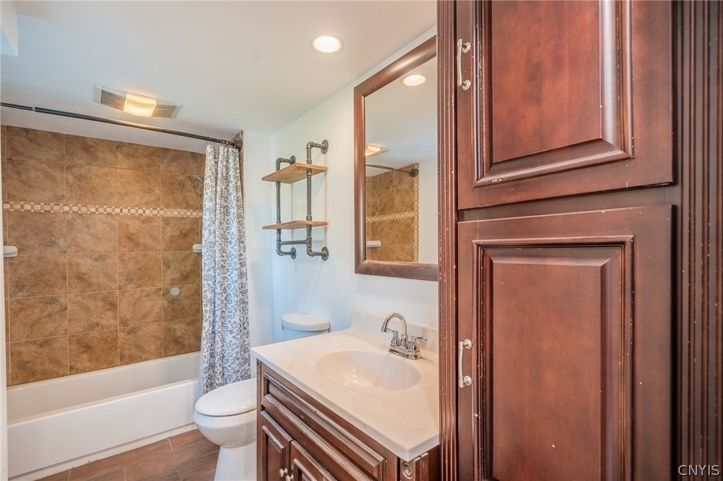 8403 Gaskin Road - Photo 21