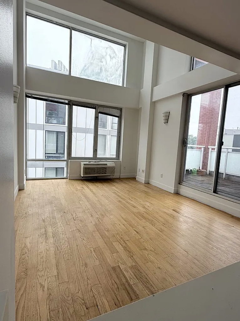 82-85 116th Street - Photo 1