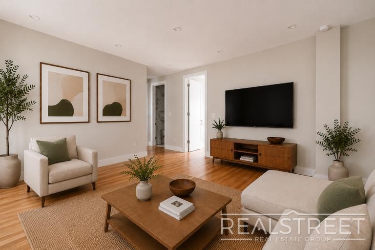 85 Eastern Parkway - Photo 1