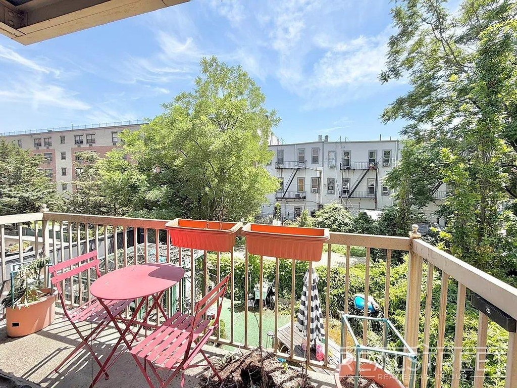 22 Fayette Street - Photo 9