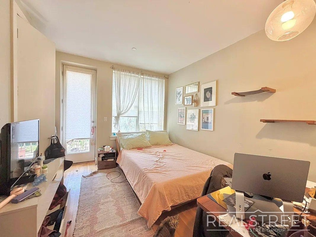 22 Fayette Street - Photo 7