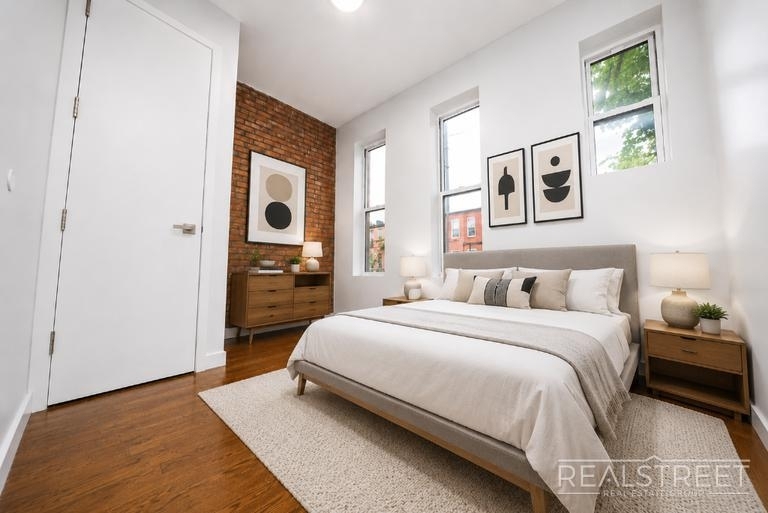 890 Jefferson Avenue - Photo 6