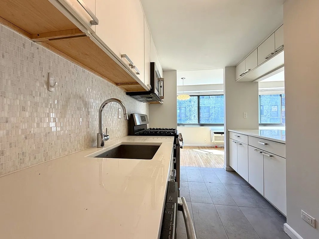 West 97th Street - Photo 0