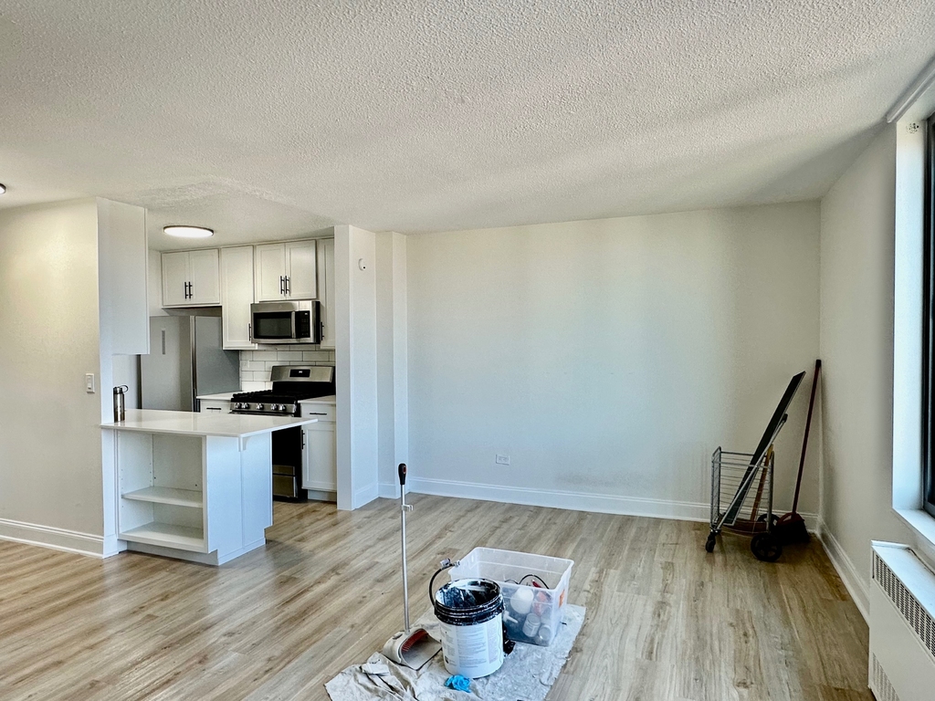 3333 Broadway - Photo 5