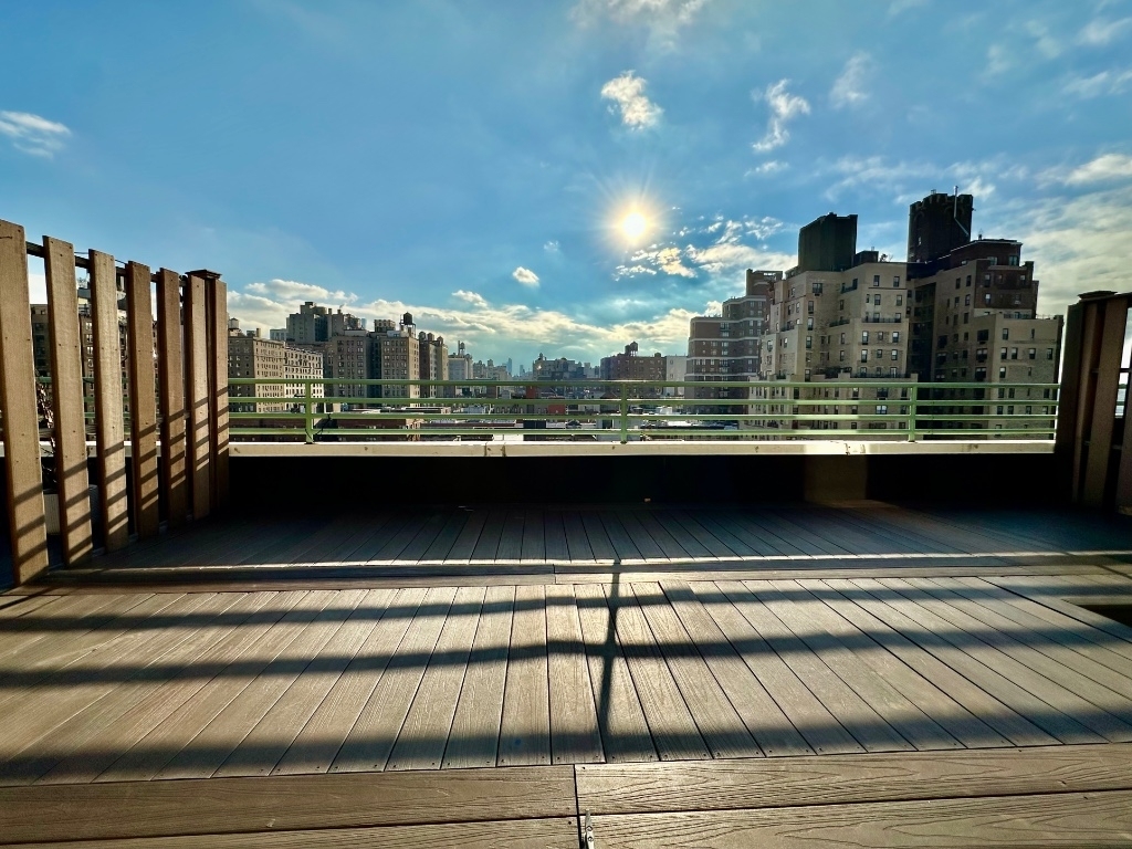 West 96th Street - Photo 11