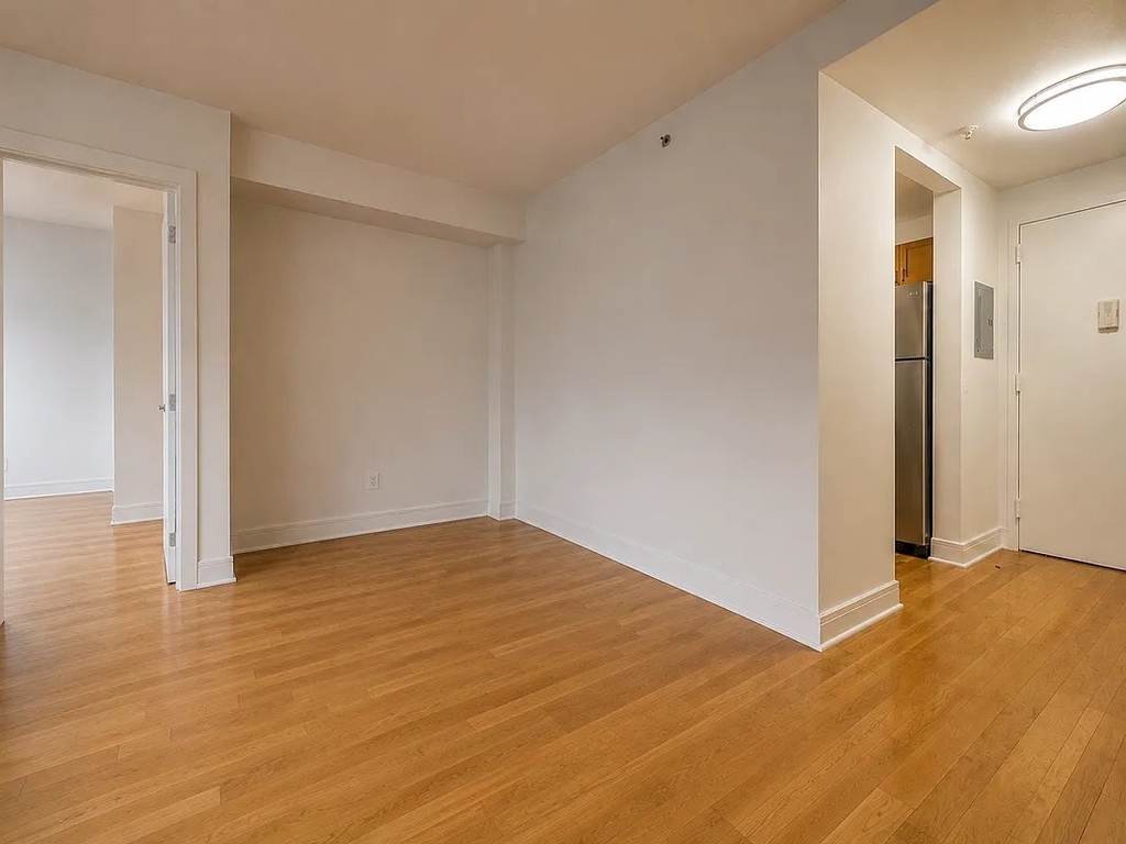 West 96th Street - Photo 1
