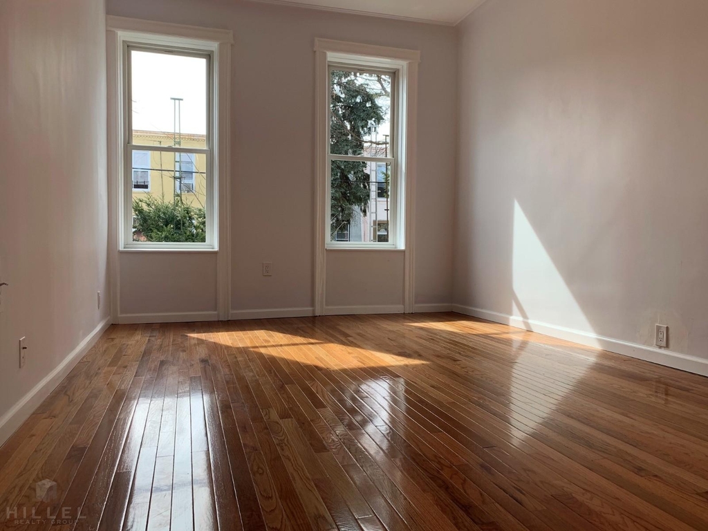 7508 62nd Street - Photo 6