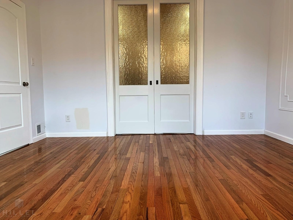 7508 62nd Street - Photo 5
