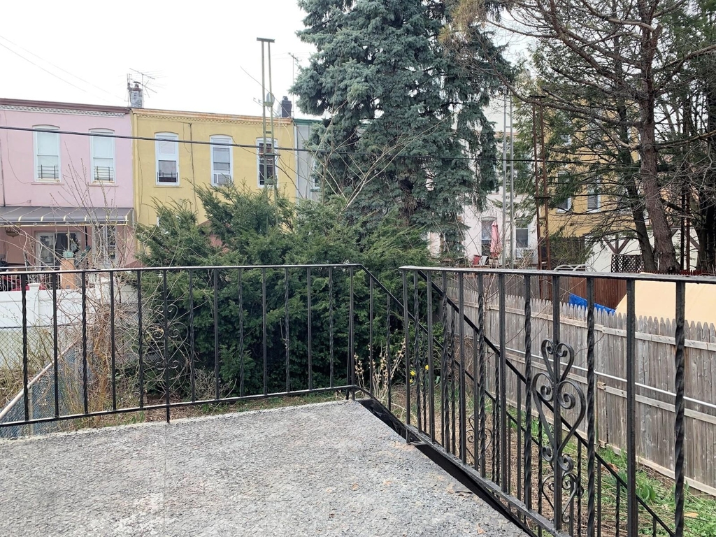 7508 62nd Street - Photo 13