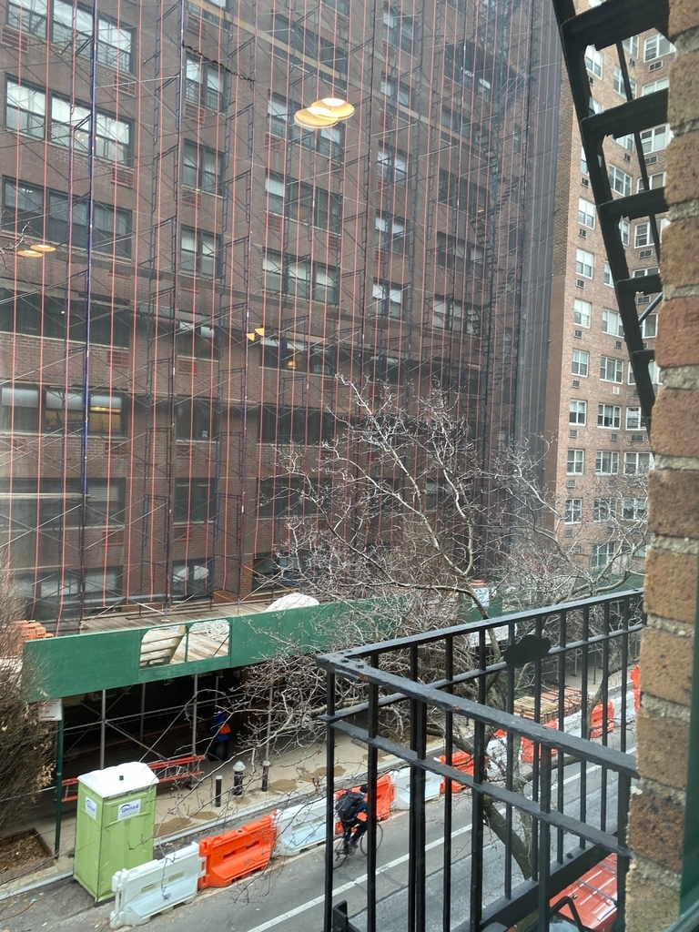 East 70th St & 3rd Ave - Photo 12