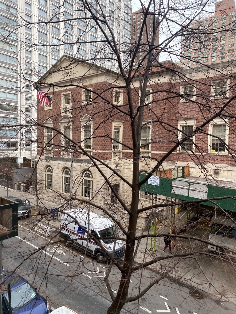 East 70th St & 3rd Ave - Photo 13