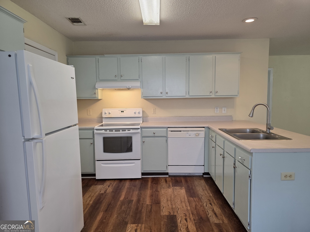 1213 Exley Drive - Photo 4