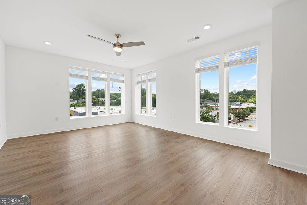 371 Grant Circle Se - Photo 8