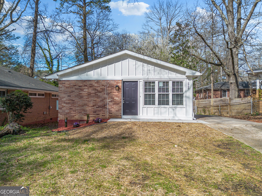 1799 Shirley Street Sw - Photo 0