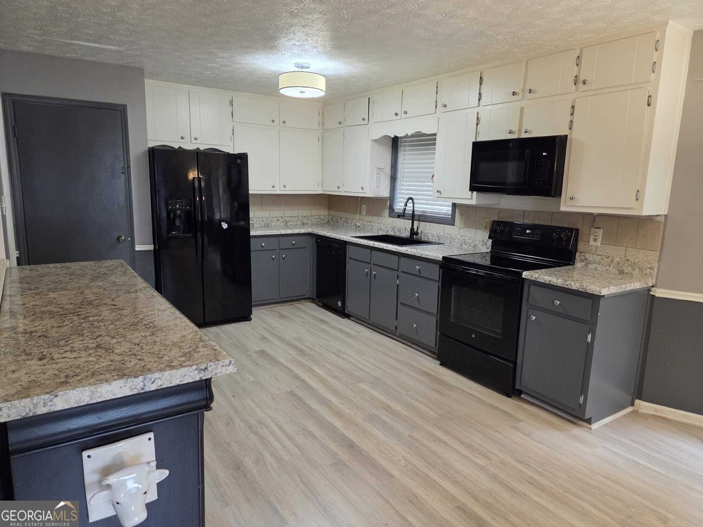 1357 Monfort Road - Photo 3