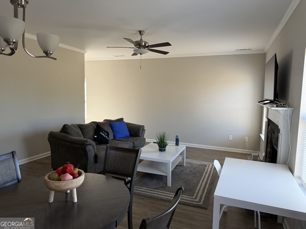 325 Melody Lane - Photo 5