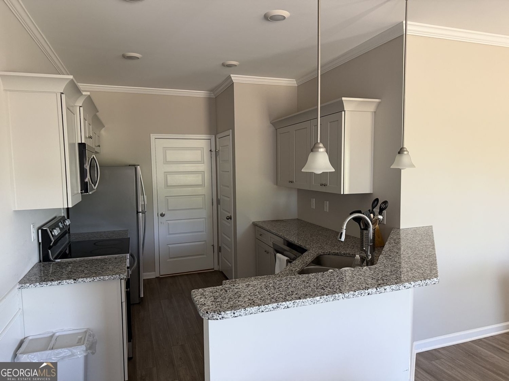 325 Melody Lane - Photo 10