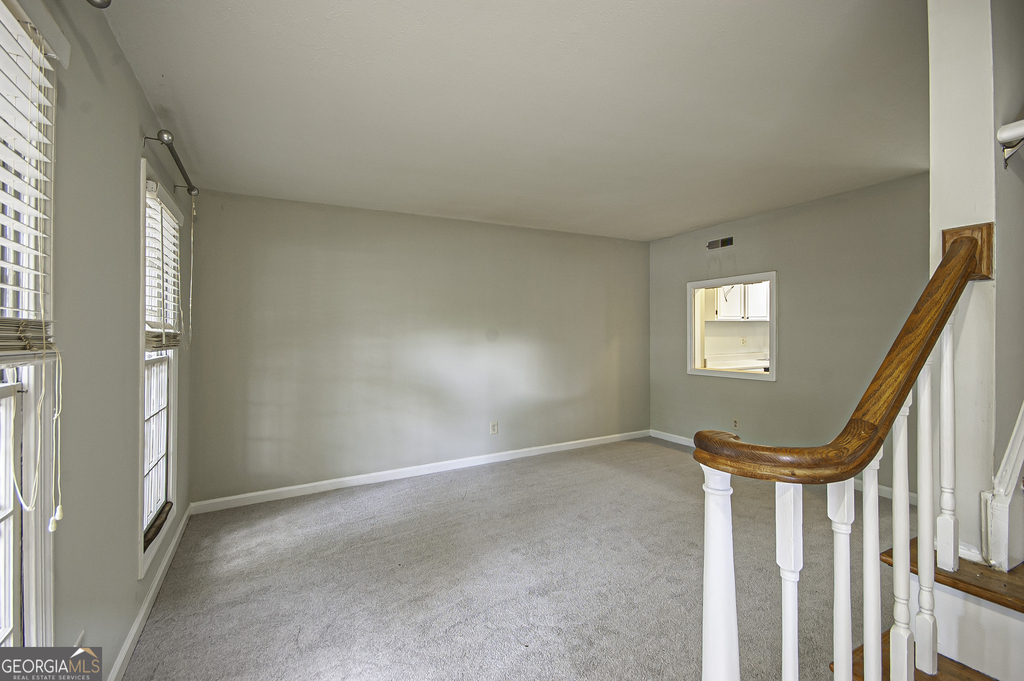 3099 Colonial Way - Photo 1