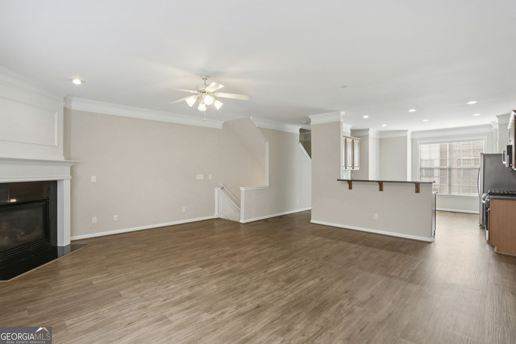 642 Bernay Way - Photo 4