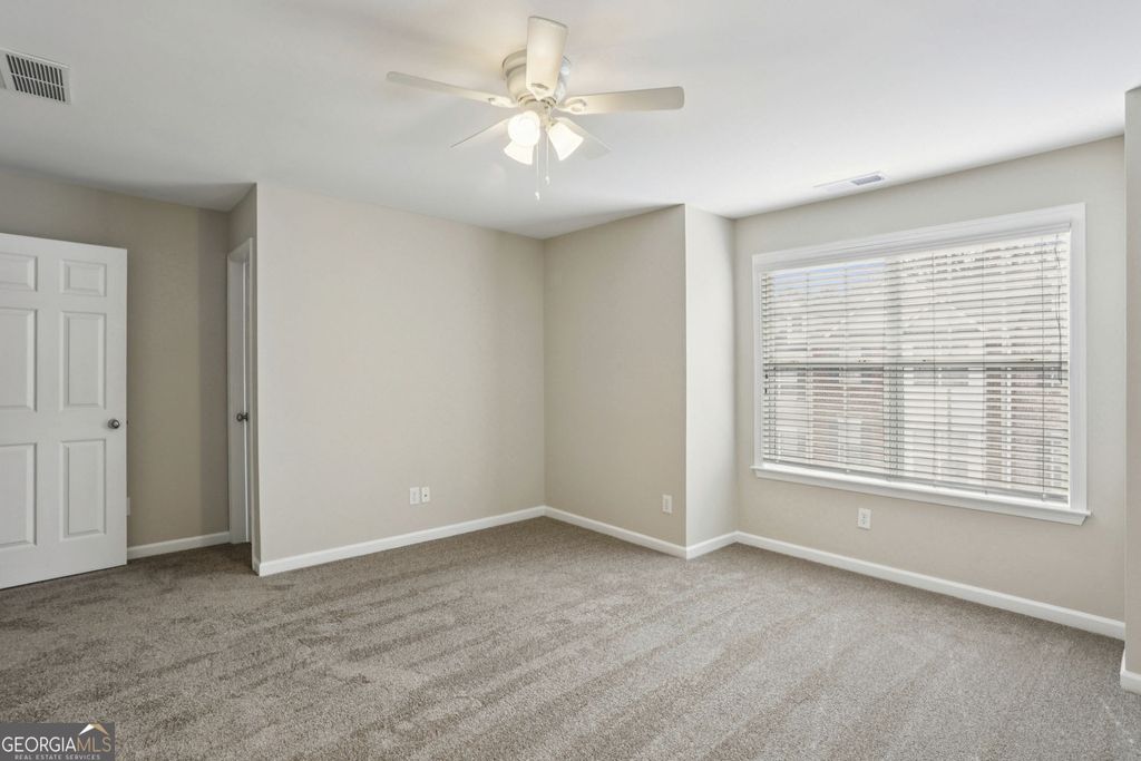642 Bernay Way - Photo 15