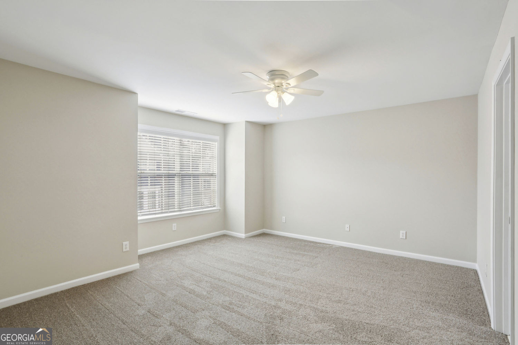 642 Bernay Way - Photo 16
