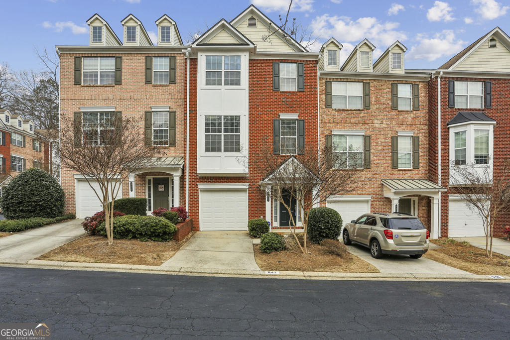 642 Bernay Way - Photo 0