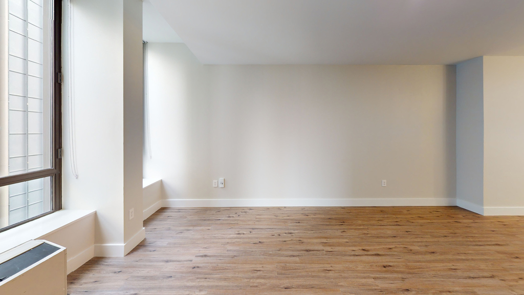 95 Wall Street - Photo 2