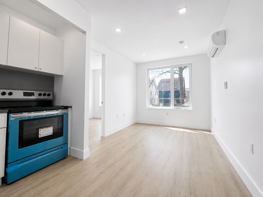 2510 Bedford Avenue - Photo 3