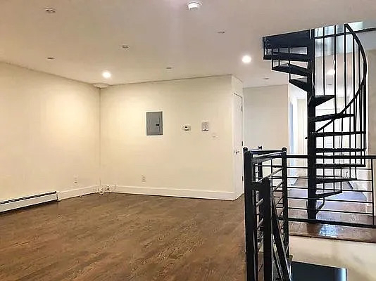 165 Covert Street - Photo 8
