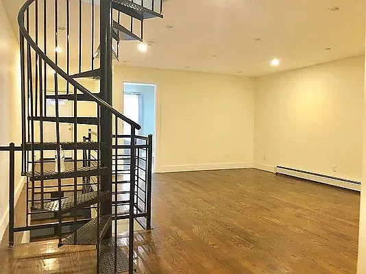 165 Covert Street - Photo 6