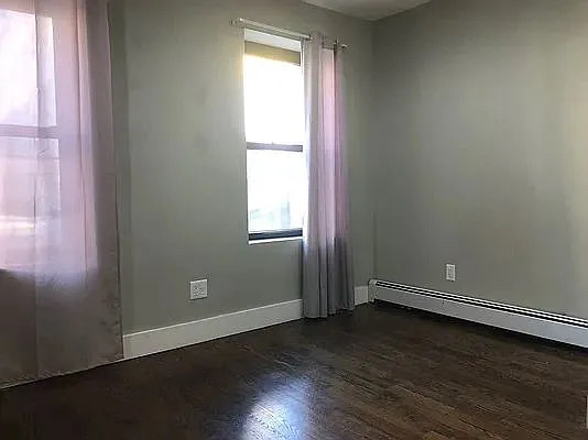 165 Covert Street - Photo 5
