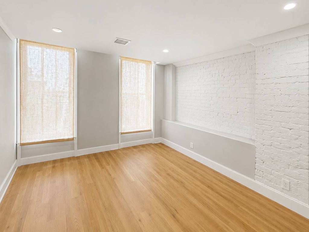 1102 Jefferson Avenue - Photo 5