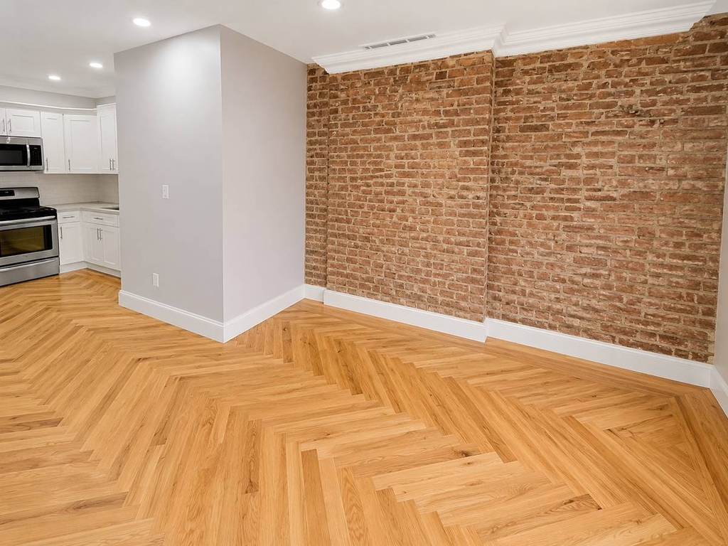 1102 Jefferson Avenue - Photo 4