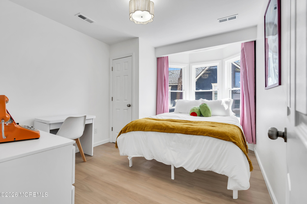 611 3rd Avenue - Photo 1