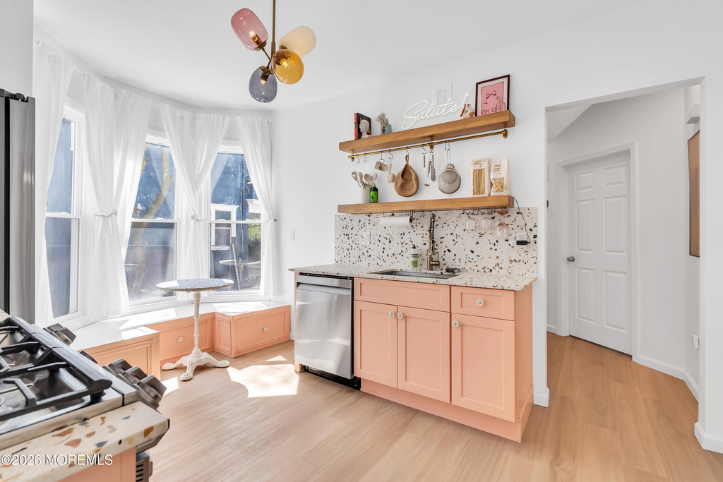 611 3rd Avenue - Photo 15