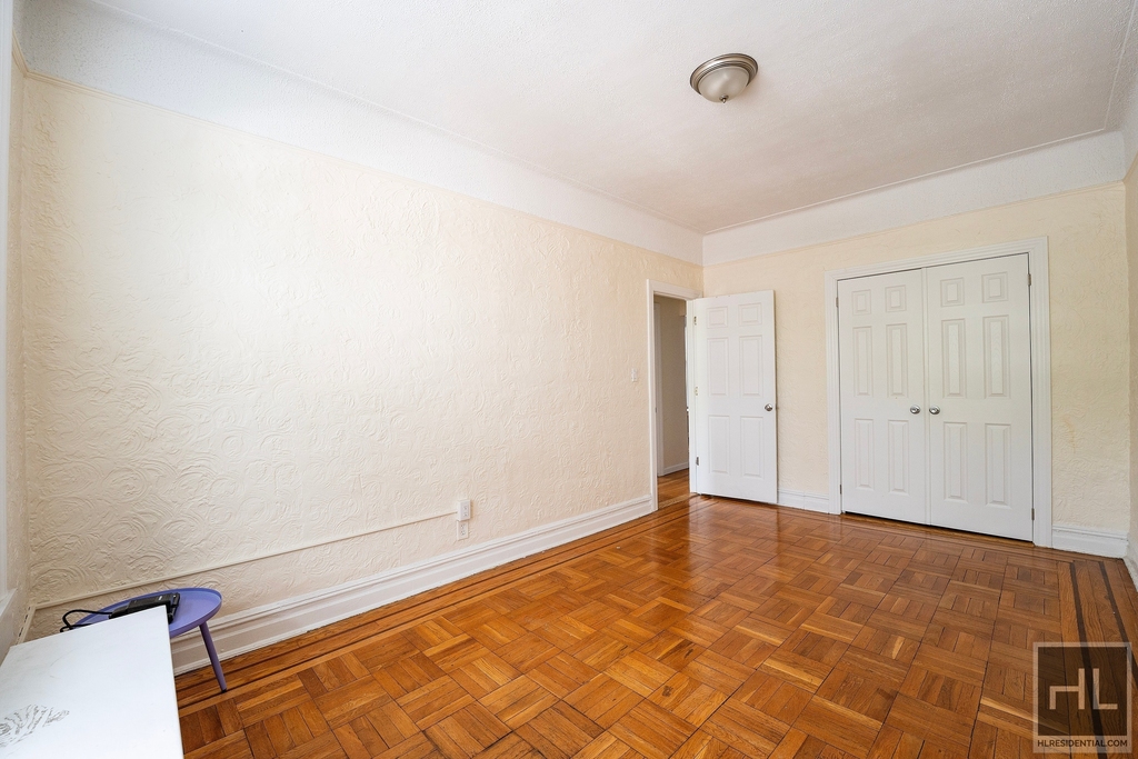 Bay Ridge Avenue - Photo 9