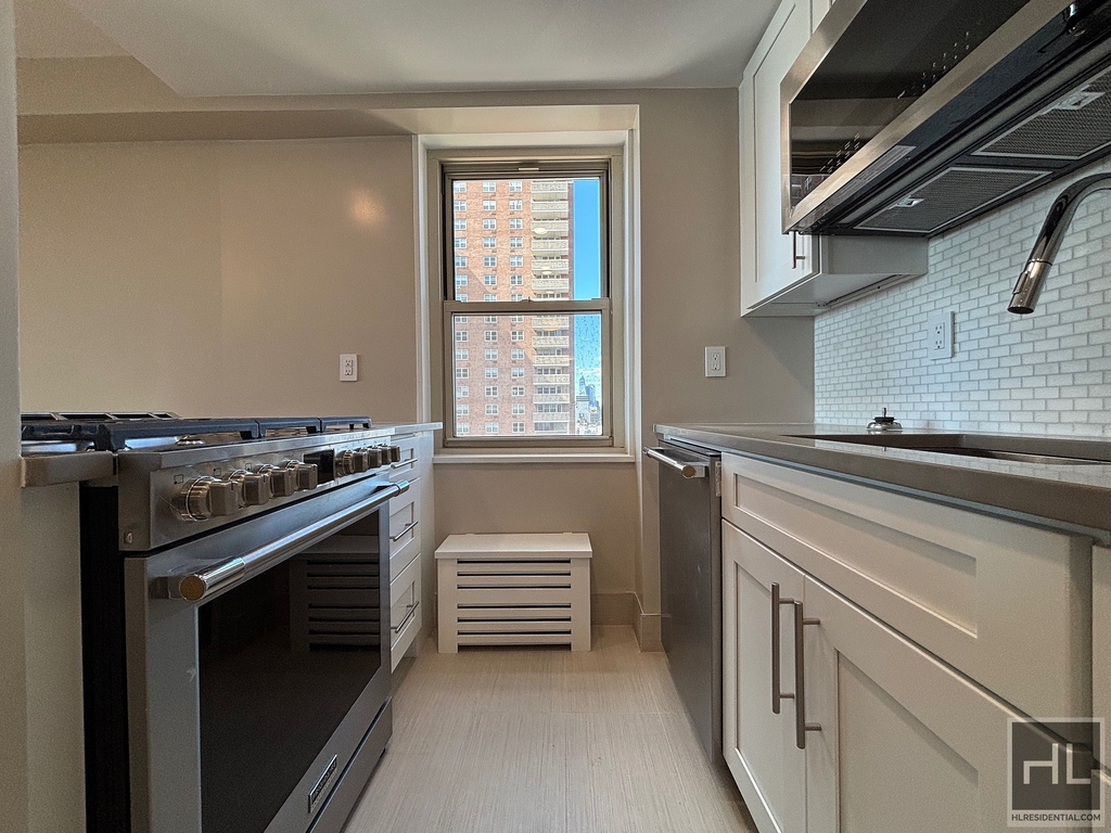 Harrison Street - Photo 2
