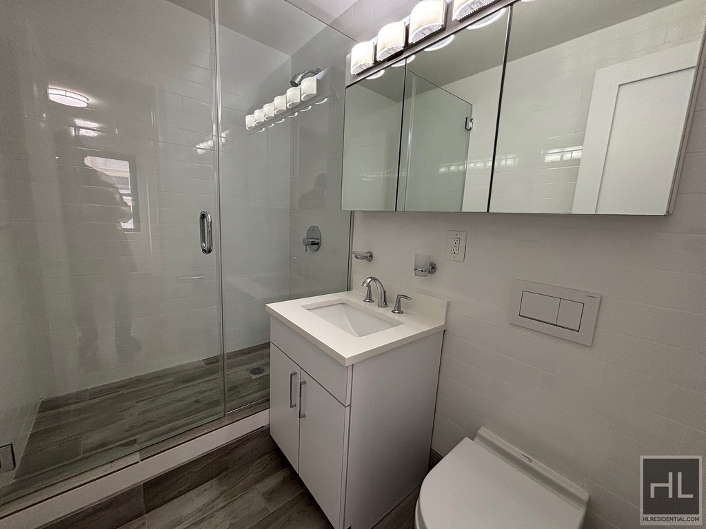 East 16 Avenue - Photo 7