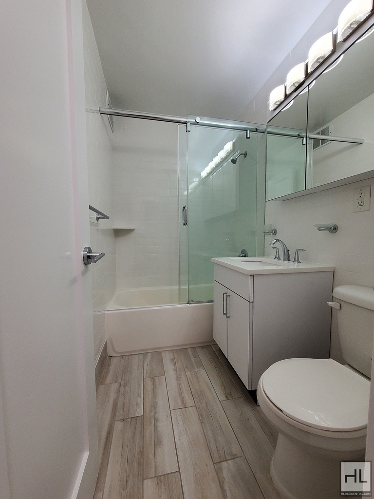 5 Avenue - Photo 7